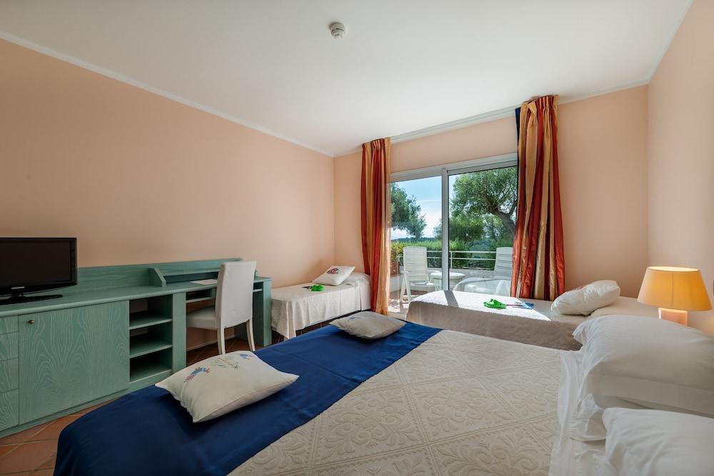 Hotel Luna Lughente Olbia Extérieur photo