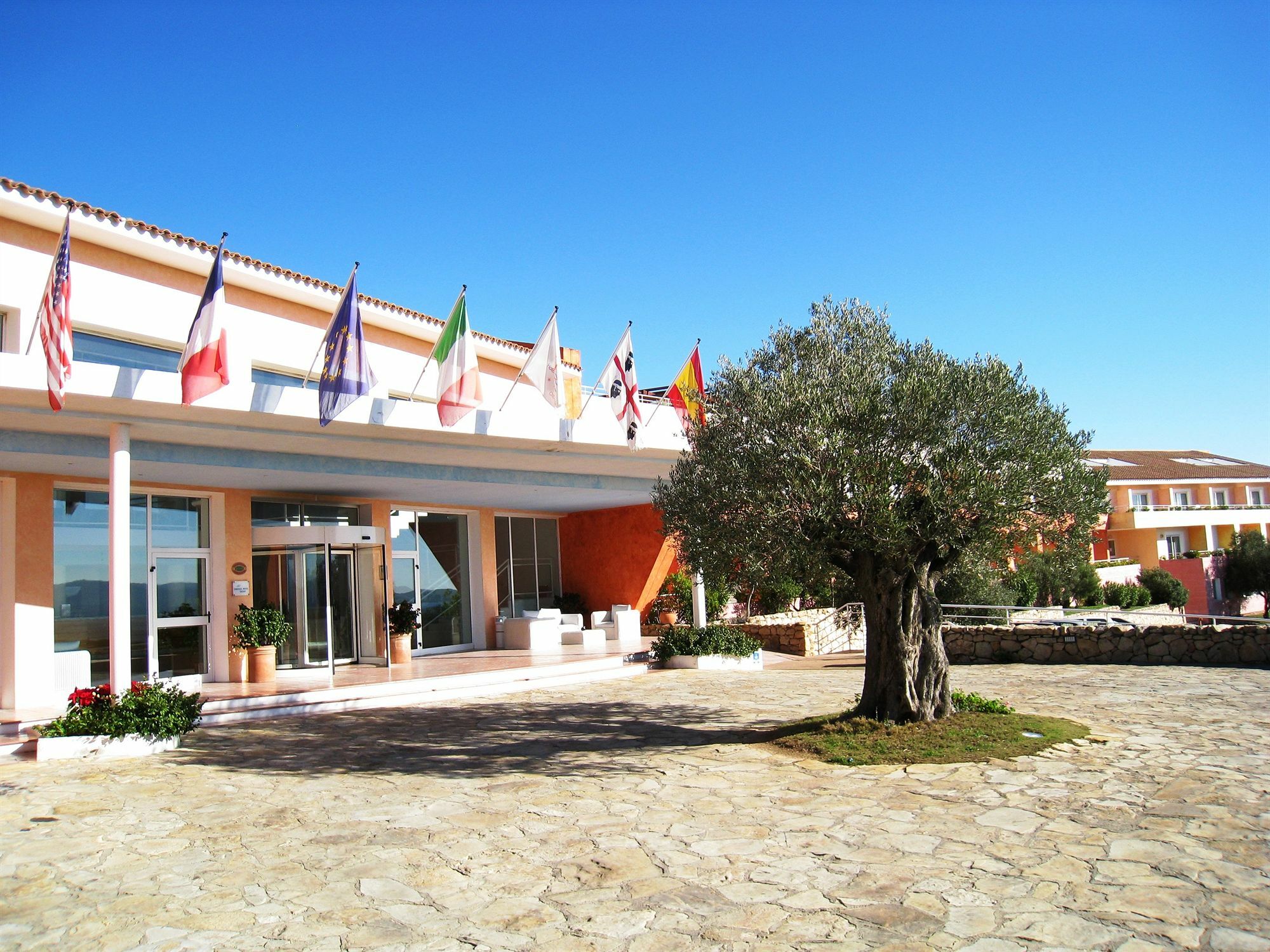 Hotel Luna Lughente Olbia Extérieur photo